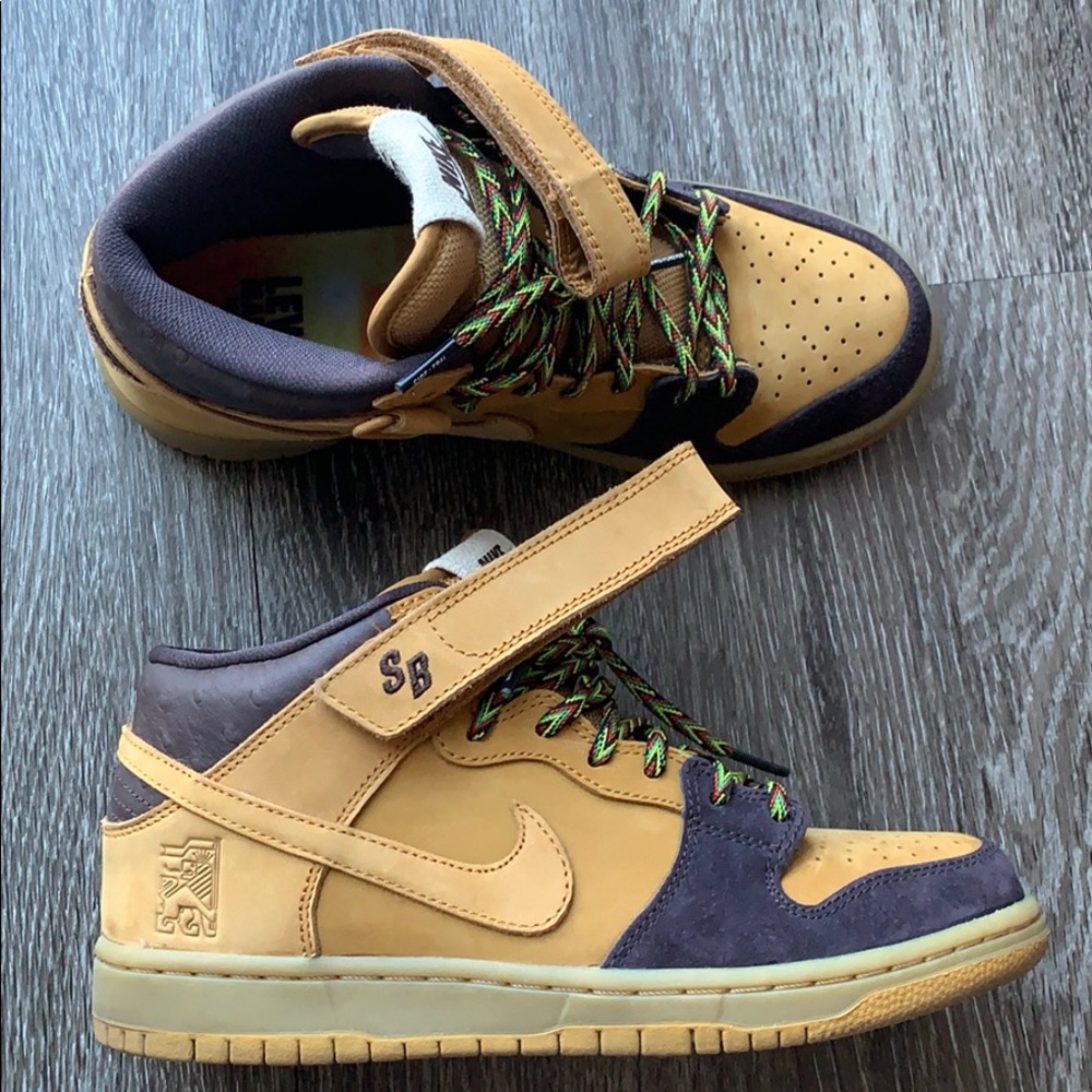Nike SB Dunk Mid Lewis Marnell